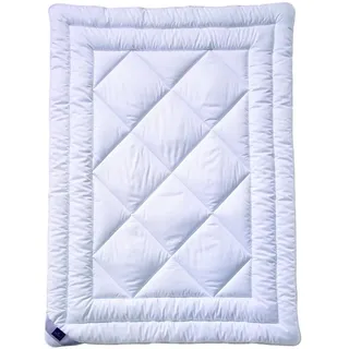 Billerbeck Ganzjahresdecke , Weiß , Textil , Füllung: Polyester , 135-140x200 cm , für Hausstauballergiker geeignet, temperaturausgleichend, feuchtigkeitsregulierend, antibakteriell, weich und anschmiegsam , Heimtextilien, Kopfpolster & Bettdecken, Bettdecken, Ganzjahresdecken