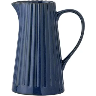 Bloomingville Latina Krug 1,2l – Steingut Wasserkrug mit vertikalen Linien – Eleganter Keramikkrug mit Griff – Hochwertige Kanne für Wasser, Saft & Milch – Spülmaschinengeeignet & einzigartiges Design (Dunkelblau)