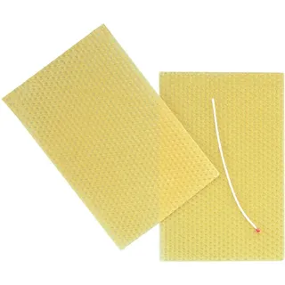 Rayher 3105100 Bienenwachswabe, 100 %, 13x40 cm, natur, SB-Btl. 1 Plat | Die Wachsplatte ist aus reinem, natürlichem Bienenwachs, 100% natürlich, mit Docht, mit dezentem Honigduft