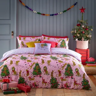 furn. Purrfect Christmas Bettwäsche Set (Rosa/Lila - Super King) | Wendbar Festlich Leoparden Katzen Pflegeleicht Baumwollmischgewebe Bettwäsche