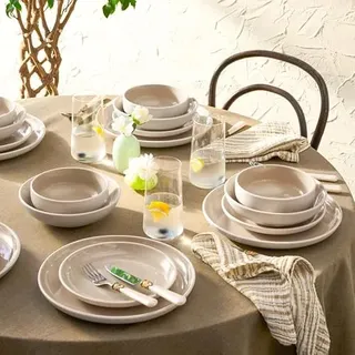 Karaca Abby Teller und Schalen Set für stilvolles Geschirr - Steingut Tafelservice für 6 Personen - Elegante und langlebige Küchen-Geschirrsets - Spülmaschinenfestes Geschirr (24-teilig, Creme)