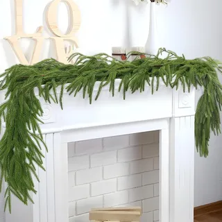 Weihnachten Deko, 2 Stück Weihnachtsgirlande 1.8M Künstliche Norfolk Pine Girlande Weihnachten aus PVC Grüne Weihnachtsgirlanden für Innen Kamin Treppe Wand Tür Außen (2Pcs-180cm)