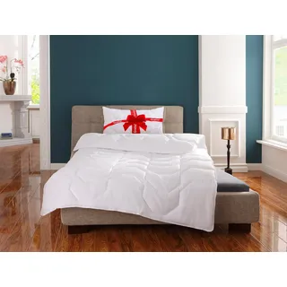 MY HOME Microfaserbettdecke »Corella, Bettdecke 135x200 cm, mit Gratis-Kissen dazu: 40x80 cm« Füllung 100% Polyester 2 Stk. tlg. Bettdecken, Sommer, Winter, 4 Jahreszeiten, Decke mit Gratiskissen weiß