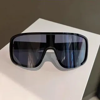 Rechte und quadratische Sonnenbrille, modische Sonnenbrille mit farbigen Gläsern, geeignet für Damen und Herren, ideal für Autofahren, Radfahren, Freizeit und Sport.