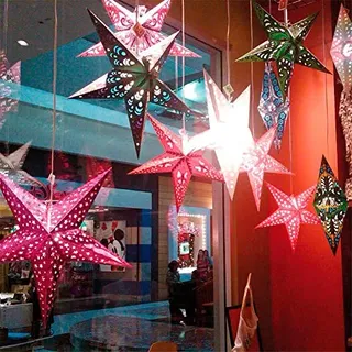 10 Stück - Sterne Aufhänger Ø 60 cm grün Papier