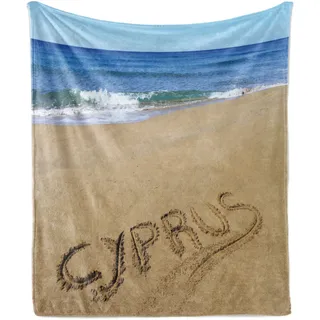 ABAKUHAUS Zypern Weich Flanell Fleece Decke, Tropische Muster Bild von Land Namen Geschrieben auf Sandy Beach mit Gewelltes Meer, 175 x 230 cm, Mehrfarbig