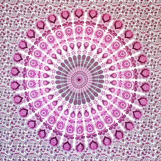 MOMOMUS Wandteppich Mandala, Großformat 210 x 230 cm, Weiß und Rosa | Wandbehang für große Wände: Mandala-Tuch 210 x 230 cm, einseitig bedruckt, leichter Fall, einfach aufzuhängen