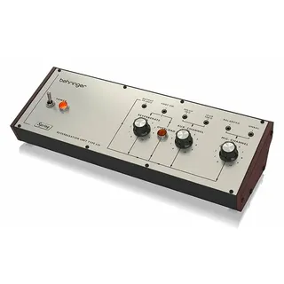 Behringer Federhall 646 Reverb-pedal In Einem Eurorack-gehäuse - Silver