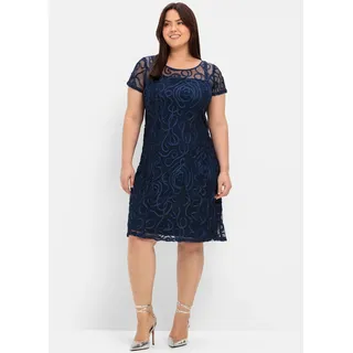 Spitzenkleid SHEEGO "Spitzenkleid", Damen, Gr. 58, Normalgrößen, blau (marine), Spitze, 100% Polyamid, unifarben, knielang, Rundhals, Kleider Spitzenkleid