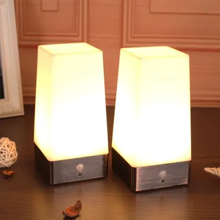 WRalwaysLX Nachttischlampe, drahtlos, PIR-Bewegungsmelder, LED-Nachtlicht, 3 Modi, batteriebetrieben, kleine Tischlampe, 3 x 1,5 V AAA-Batterie, empfindliche tragbare bewegliche Lampe, 2 Stück...