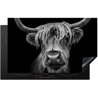 KitchenYeah© Herdabdeckplatte Einteilig Induktionsmatte Küche Abdeckung | 85x52 cm - Glaskeramikkochfeld Herd Abdeckplatte Vinyl Matte Aufrollbar Schottisches Hochlandrind - Kuh - Schwarz und Weiß - Tiere