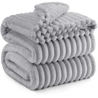 BEDSURE kuscheldecke 220x240 - Tagesdecke, Wolldecke & Fleecedecke, Sofadecke, Weiche Warme Grobe Korddecke für Zimmer Deko, Wohn- & Kuscheldecken, XXL Große Decke, Hellgrau, 220 x 240 cm