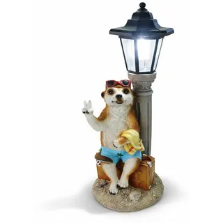 Kremers Schatzkiste Erdmännchen Urlauber Gartenfigur mit Solarlaterne 45 x 15 cm Handbemalte Wetterfeste Polyresin-Deko Dämmerungssensor 8 Std. Leuchtdauer Ideal für Garten,Terrasse Geschenkidee