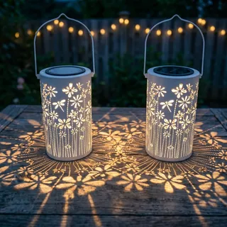 Freekite 2 Stück Solarlaternen für Außen, Metall Lampions Wetterfest für Garten mit Hirtenhaken, Solarlampen für Garten, Draußen, Tisch, Gartendeko, Balkon, Camping, Hof, Weg, Geschenke.