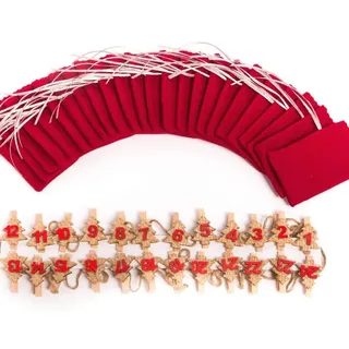 Roter Filz Adventskalender zum Befüllen mit 48 Säckchen (ca. 11x6,5 cm), Holzklammern - Rot