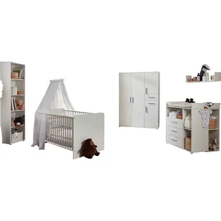 BMG Möbel Babyzimmer-Komplettset »Lea«, (Set, 7 tlg., Bett, Wickelkommode, Schrank, Standregal, Unterstellregal, Wandboard), Bett + Wickelkommode + 4-trg. Schrank + Standregal + Unterstellregal, weiß