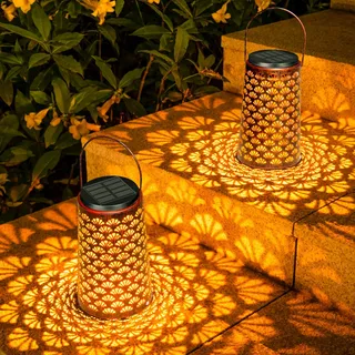 Solarlaterne für Außen, Moman 2 Stück Metall Solarlampen für Außen Garten mit Kalt/Warm Licht, Hängend Solar Lampion Outdoor, IP55 Wasserdicht (Muscheln-Form), Solar-Laterne-Außen-Garten-Deko