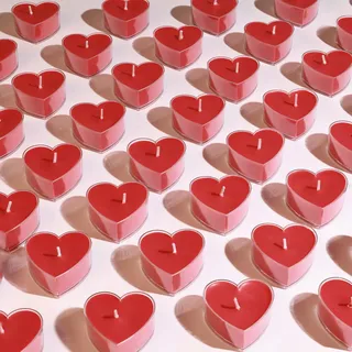Rote Herzförmige Teelichter, 50 Stücke Romantische Kleine Kerzen aus Pflanzenwachs, 4h Brenndauer – Perfekte Herz Deko für Valentinstag, Heiratsantrag, Hochzeit & Party