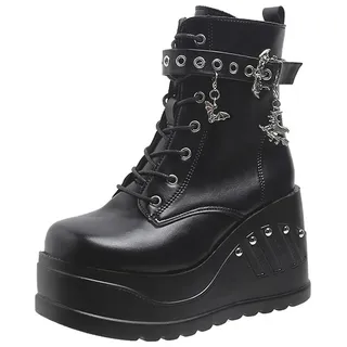 Frauen Goth Plattform Knöchelstiefel mit Fledermausflügelschnallen klobige Blockschuhe runden Zehen Reißverschluss Punk Motorrad -Kampfstiefel Comfy Short Gothic Booties