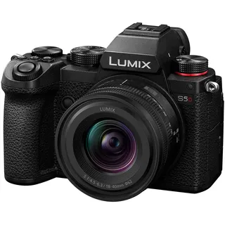 Panasonic Lumix DC-S5D + LUMIX S 18-40 mm F4,5-6,3