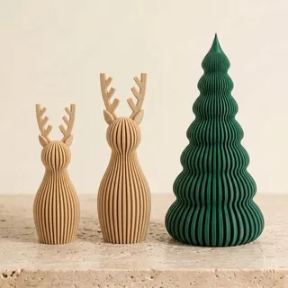Scandi Weihnachtsdeko 3D – 2 Rentiere & Tannenbaum – Deko Set 3-teilig Japa | Modernes 3D-Design • 3-teiliges Set • Leicht & dekorativ • Für Tisch, Regal, Sideboard & Fensterbank