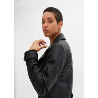 Bikerjacke BONPRIX, Damen, Gr. 46, schwarz, Web, Obermaterial: 100% Viskose. Futter: 100% Polyester, unifarben, figurumspielend taillenbedeckt, mit Riegel angesetztes Bündchen mit Druckknopf, Jacken Bikerjacke, mit Gürtelschlaufen und abnehmbarem Gürtel am Bund, aus Lederimitat
