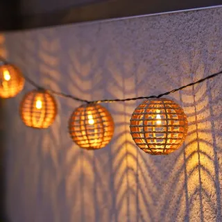Festive Lights 10er LED Solar Rattan Kugel Lichterkette warmweiß 2,25m Kugel Gartenleuchten für Außen Lichterkette Solar Korb Wetterfest Solarlampen Solarleuchten Balkon Garten Outdoor Lampions