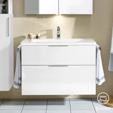 Bild von Eqio Mineralguss-Waschtisch inklusive Waschtischunterschrank und LED-Waschtischunterschrankbeleuchtung, Breite 620 mm, SEZE062, Farbe (Front/Korpus): Weiß Hochglanz / Weiß Glänzend, Griff Chrom