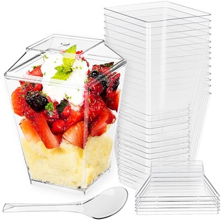 Gute 30 Stück Dessertbechern,150ML Desserttasse mit Löffeln und Deckel,Plastik Dessertschalen,DIY Wiederverwendbar Quadratischer Dessertbecher für Dessert,Pudding,Mousse,Eis,Picknick,Party