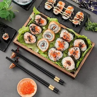 Famanu Sushi-Set mit 11 Teilen - Asiatische Servierideen