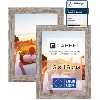 CABBEL Doppelpack (2er Set) Bilderrahmen 13x18 cm, Eiche Dunkel, stabiles MDF-Holz Rahmen, bruchsicherem Plexi-Glas, zum Aufhängen & Aufstellen, ideal für Fotos/Bilder/Collage