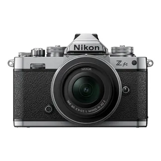 Nikon Z fc + DX 16-50 mm 1:3,5-6,3 VR Kit