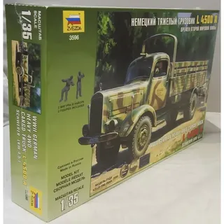 Zvezda 500783596-1:35 WWII Deutsche Transport-LKW L4500A