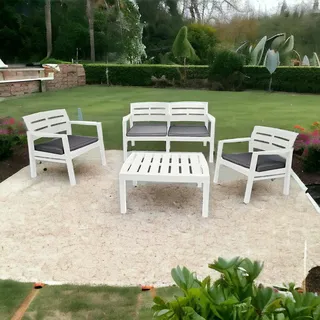 Dmora - Outdoor-Lounge-Set Massa, Gartengarnitur mit 2 Sesseln, 1 Sofa und 1 Couchtisch, Innen- und Außensitzgruppe mit Kissen, 100 % Made in Italy, Weiß