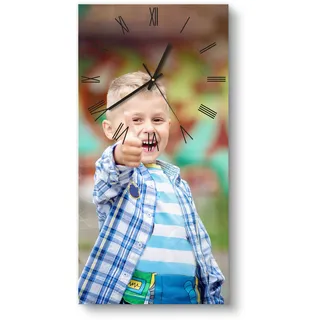 DEQORI personalisierte Glasuhr mit Foto | horizontal 30x60 cm, Römisch, Weiß | eigenes Bild | große XXL Design Uhr aus Glas | leise Wanduhr für Wohnzimmer & Küche | moderne Uhr für die Wand