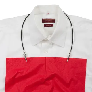 corpus delicti – Serviettenhalter 'Klecker-Matz' - verstellbare Serviettenkette aus hautfreundlichem Kautschuk (29,0p)