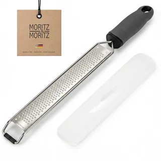 Moritz & Moritz Parmesanreibe fein Edelstahl, Muskatreibe mit Schutzcover | Feine Reibefläche aus Edelstahl für Parmesan, Zesten, Muskat und Knoblauch, Soft-Touch-Griff, Schutzcover, spülmaschinenfest