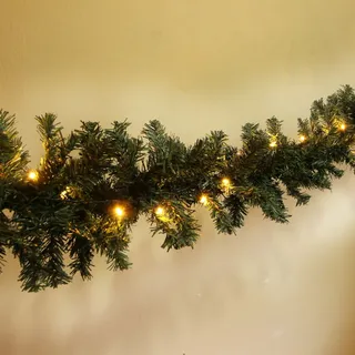 Tannengirlande Weihnachtsgirlande Lichterkette 20,25 m 300 LED ́s Timer IP44