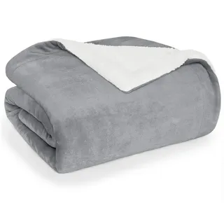 Blumtal Premium Sherpa Kuscheldecke flauschig 130x150 cm - Oeko-Tex zert. Sofa Decke mit Dicker Sherpa-Innenseite - super Flauschige Decke extra dick und wärmend - Cozy Fleecedecke - Grau