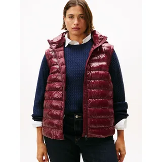 Steppweste TOMMY HILFIGER CURVE "CRV LW PADDED SLIM VEST", Damen, Gr. 52, rot (deep burgundy), Steppware, Obermaterial: 100% Nylon. Futter: 100% Polyamid. Wattierung: 100% Polyester, unifarben, slim fit, Westen Steppweste, in großen Größen, mit Kapuze
