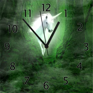 Wallario Design Wanduhr Weißes Einhorn im grünen Wald aus Echtglas, Größe 30 x 30 cm - Grün