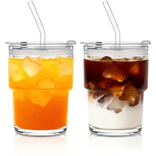 SoulTimes 380 ml Trinkglas mit Deckel und Glasstrohhalm, 2er Set – Dicke Eiskaffee Gläser für Wasser, Eistee, Kaffee oder Saft, Glasbecherglas perfekt für unterwegs und den täglichen Gebrauch