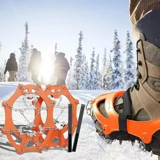 Winterstiefel mit Gummigriffen, robuste Anti-Slip-Kette für eisige und schneebedeckte Straßen, Wege und Winterwanderungen, verbesserte Edelstahl-Noppenkette, Größe M (35-39).