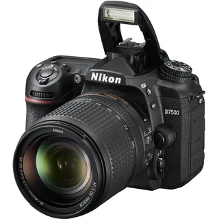 Nikon D7500 18-140mm VR