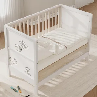 STILVORA Babybett mit bemalbaren Tafeln und 3-fach höhenverstellbar, Beistellbett umwandelbar zur Kindercouch, Kinderbett aus Kiefer Massivholz,Naturholz + Weißlack