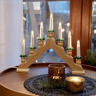 Hellum Schwibbogen Weihnachten für innen, Fensterbeleuchtung Weihnachten, 39x34cm naturfarben mit 7 Filament Kerzen (+ Ersatz), Lichterbogen Schwippbogen mit Strom und Schalter 151794