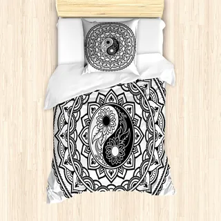 ABAKUHAUS Ying Yang Mantele, Eastern Blossom Yin Yang, Milbensicher Allergiker geeignet mit Kissenbezügen, 135 cm x 200 cm - 80 x 80 cm, Schwarz-Weiss - Schwarz