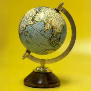 EXERZ 13cm Antiker Globus mit Holzsockel, Englische Karte, handgefertigter dekorativer Globus (13 cm hellblau)