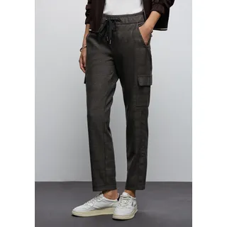 Cargohose STREET ONE "Style Bonny", Damen, Gr. 40, Länge 30, braun (silk braun), Web, Obermaterial: 62% Polyester, 33% Viskose, 5% Elasthan, kariert, loose fit knöchelfrei, Hosen Cargohose, mit elastischem Bund