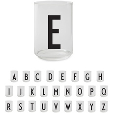 Design Letters Persönliches Trinkglas (E) | Dekorative Wassergläser 350 ml | Ideal als Geschenk | Dänisches Design | H: 10,5 x T: 7,5 cm